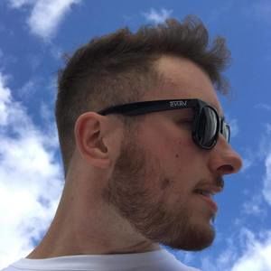 Meet your Posher, Alex